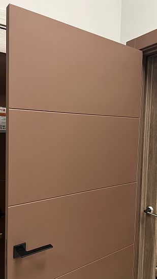 Межкомнатная дверь  