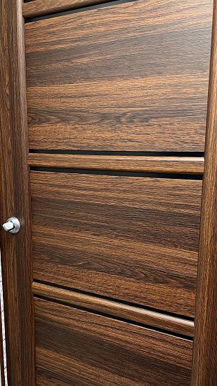 Межкомнатная дверь  